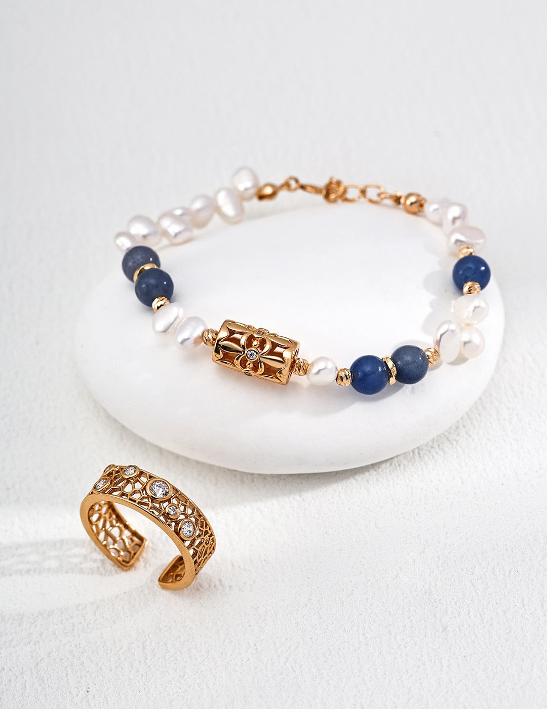 Twilight Pearl Bracelet