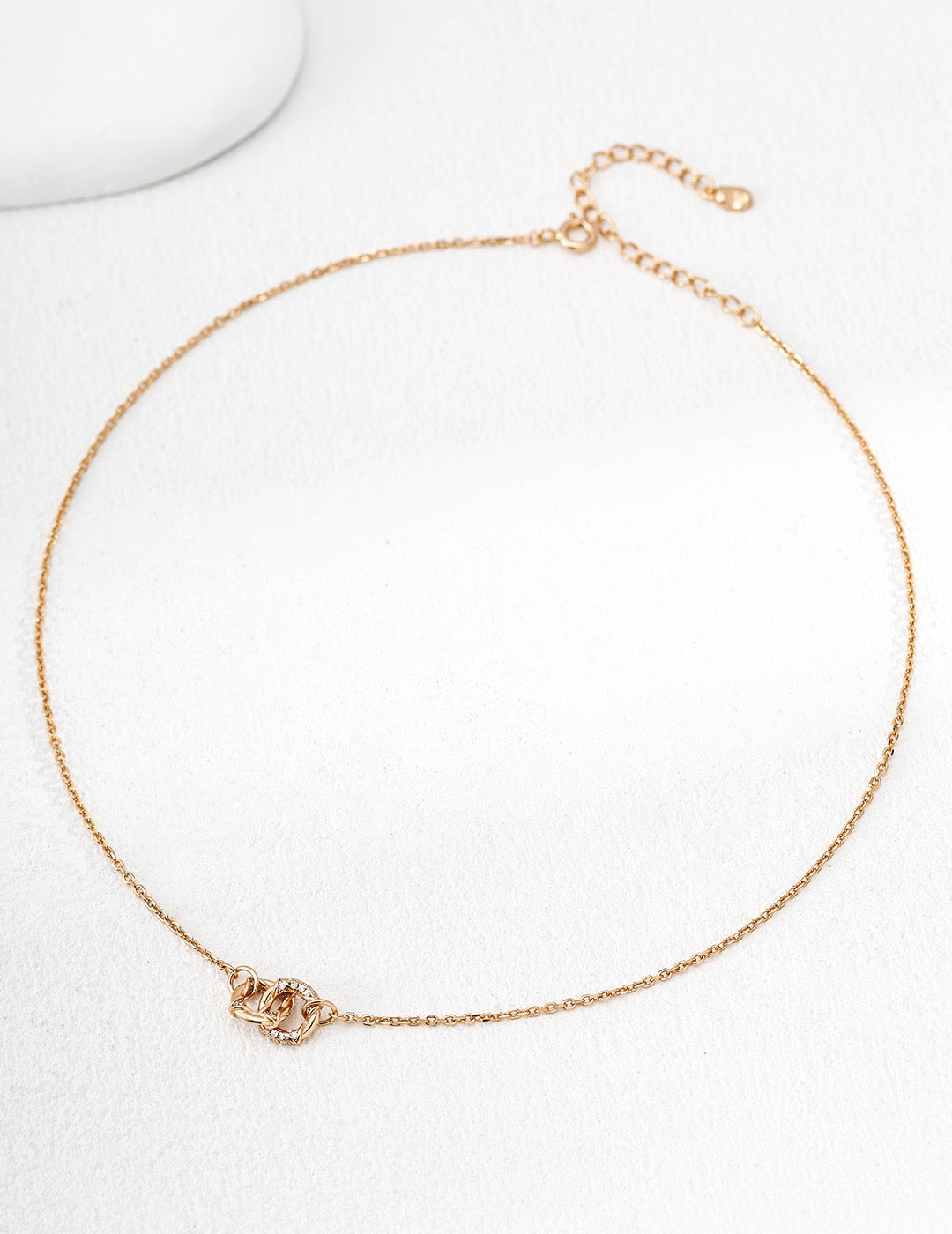 Dreamy Loop Necklace