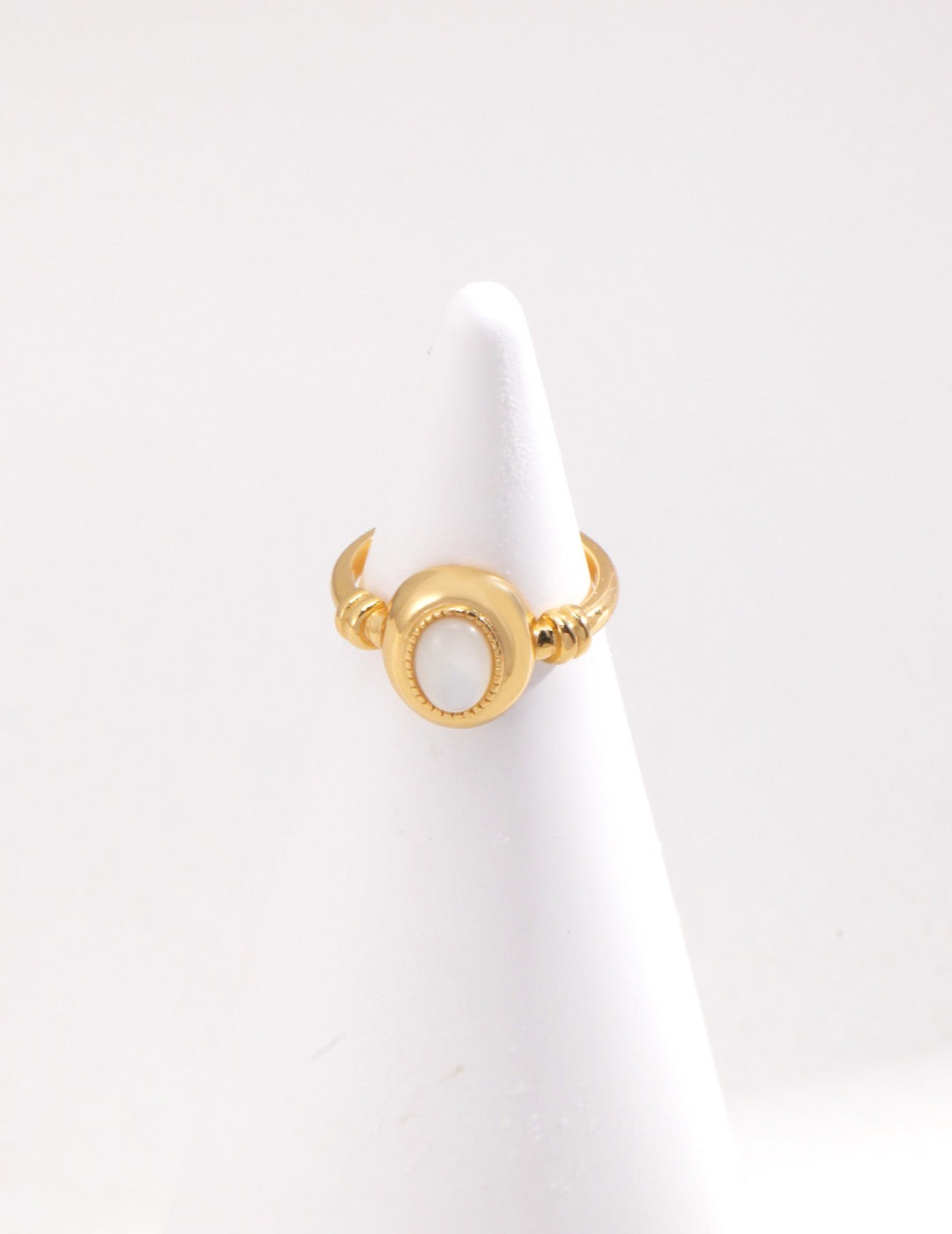 Mother of Pearl Ring | Gold Ring | Mother of Pearl