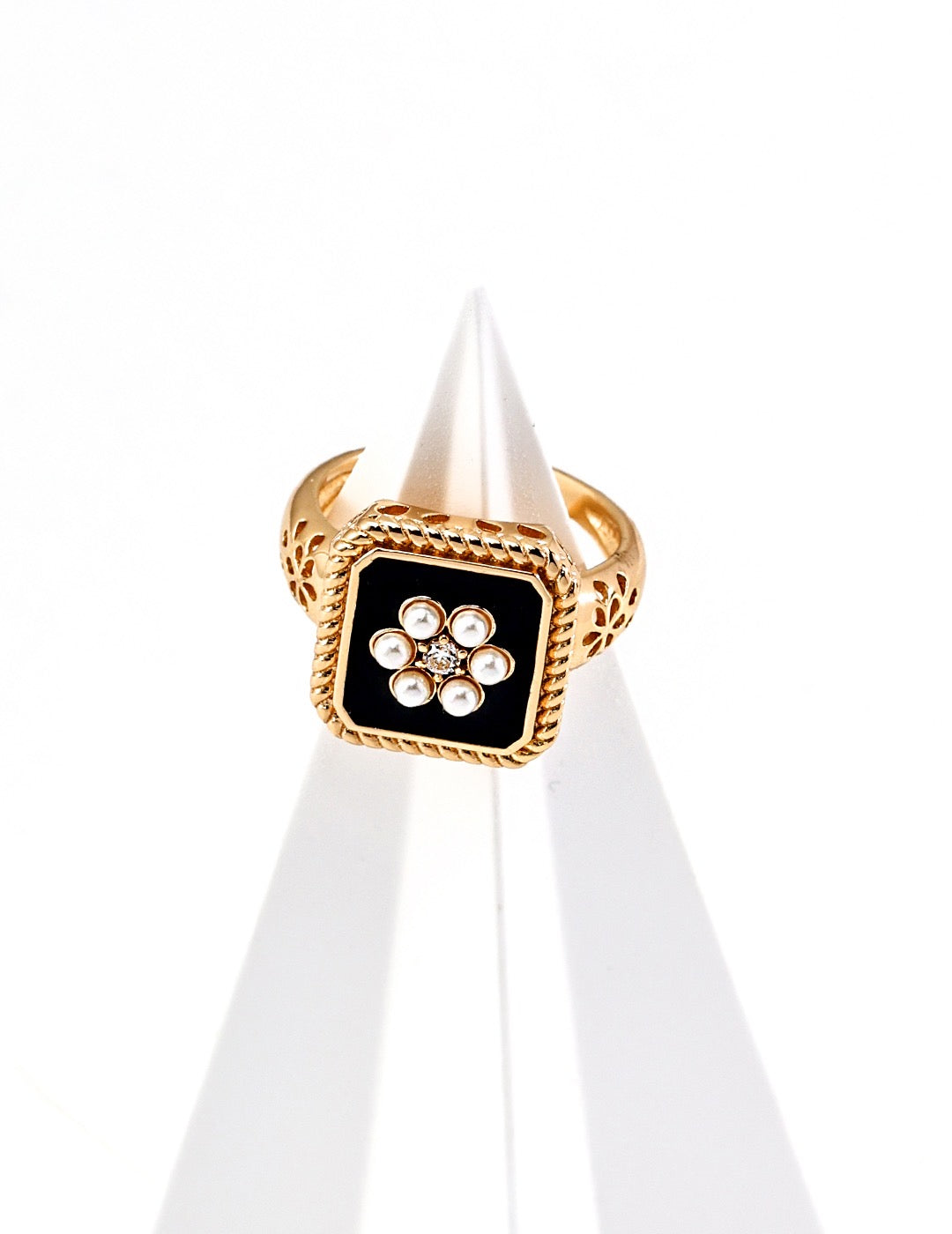 Black Floral Square Ring | black ring | Estincele Jewellery