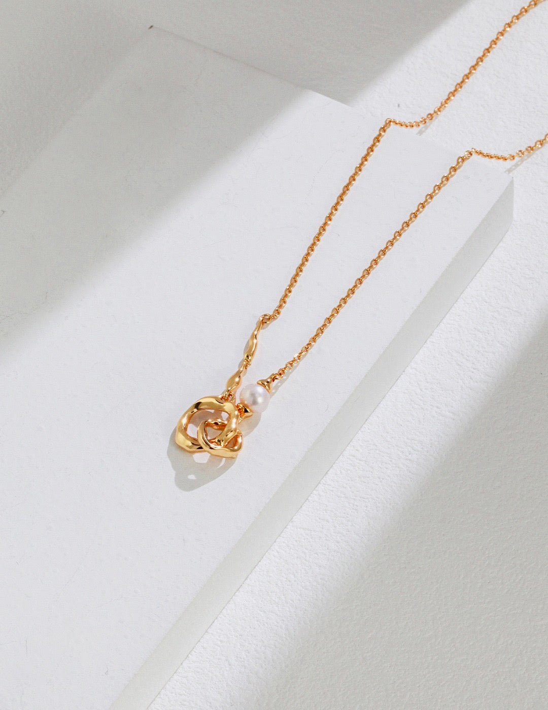 Double Loop Necklace