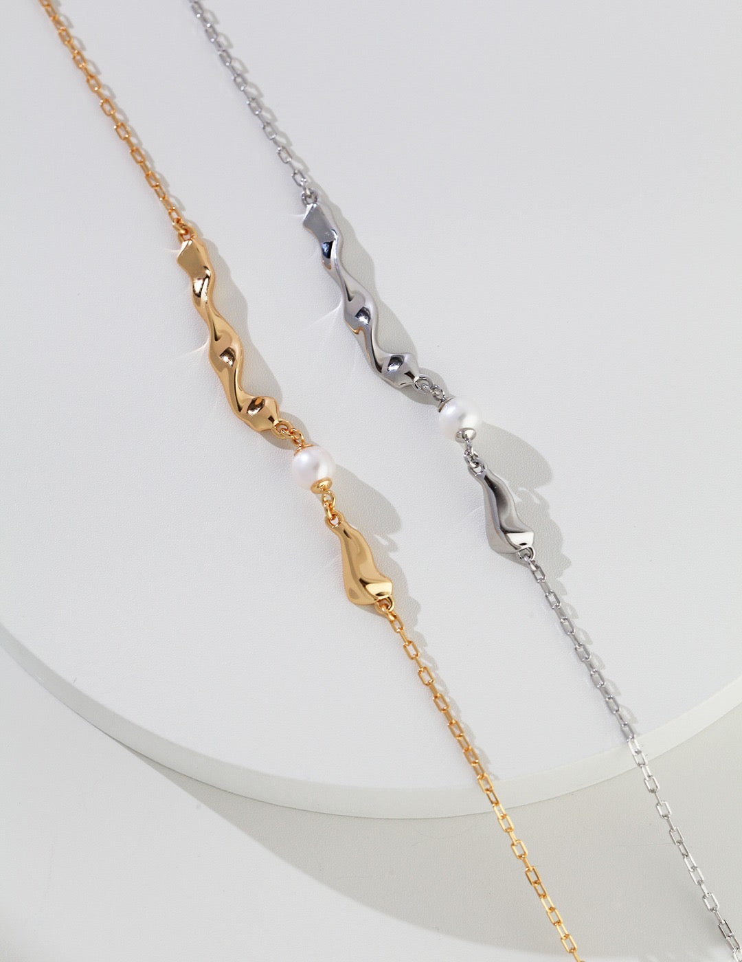 Petal Kiss Choker