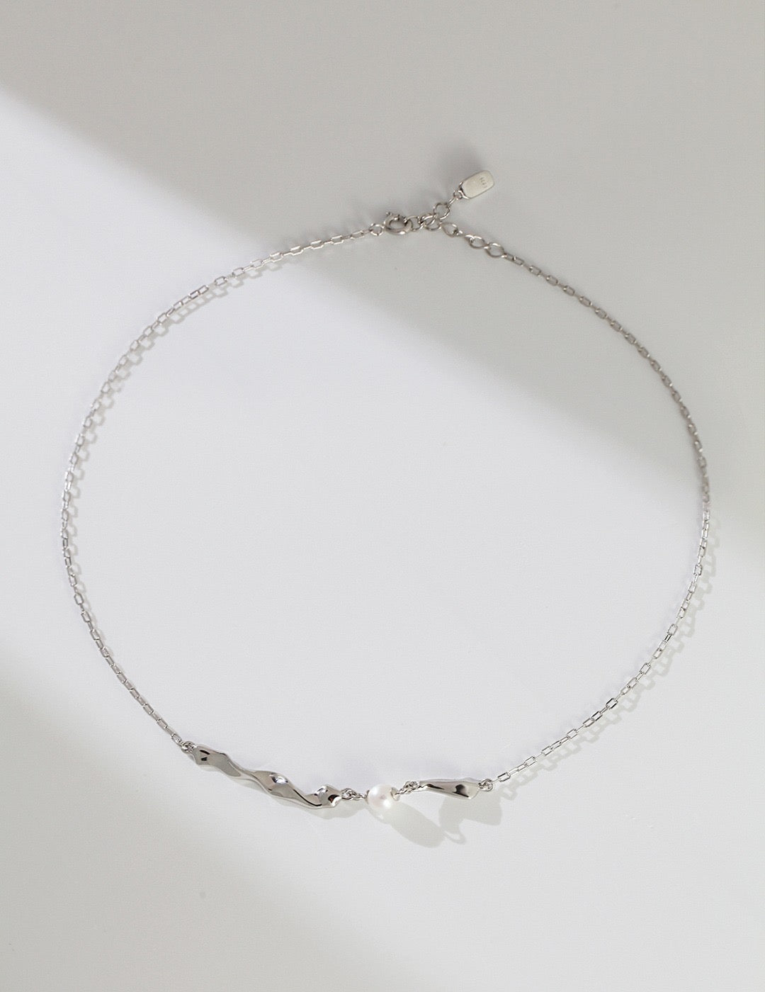 Petal Kiss Choker