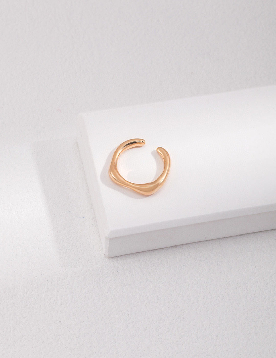 Bague minimaliste en argent