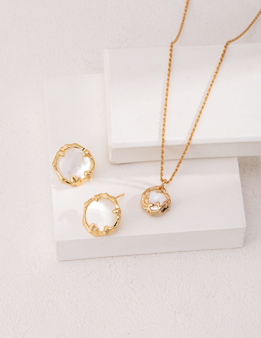 Mother of Pearl Flower Earrings | Pearl earrings | Gold earrings | mother of pearl stud earrings silver