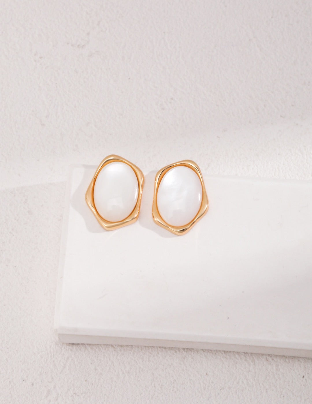 Mother of Pearl Flower Earrings | Pearl earrings | Gold earrings | mother of pearl stud earrings silver