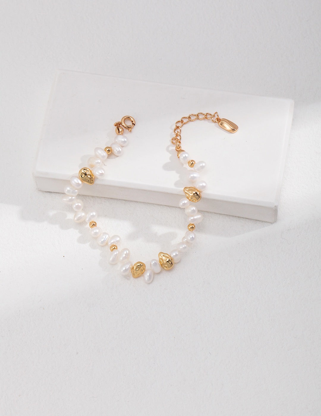 Irregular Natural Pearl Bracelet | Estincele Jewellery | Bracelets