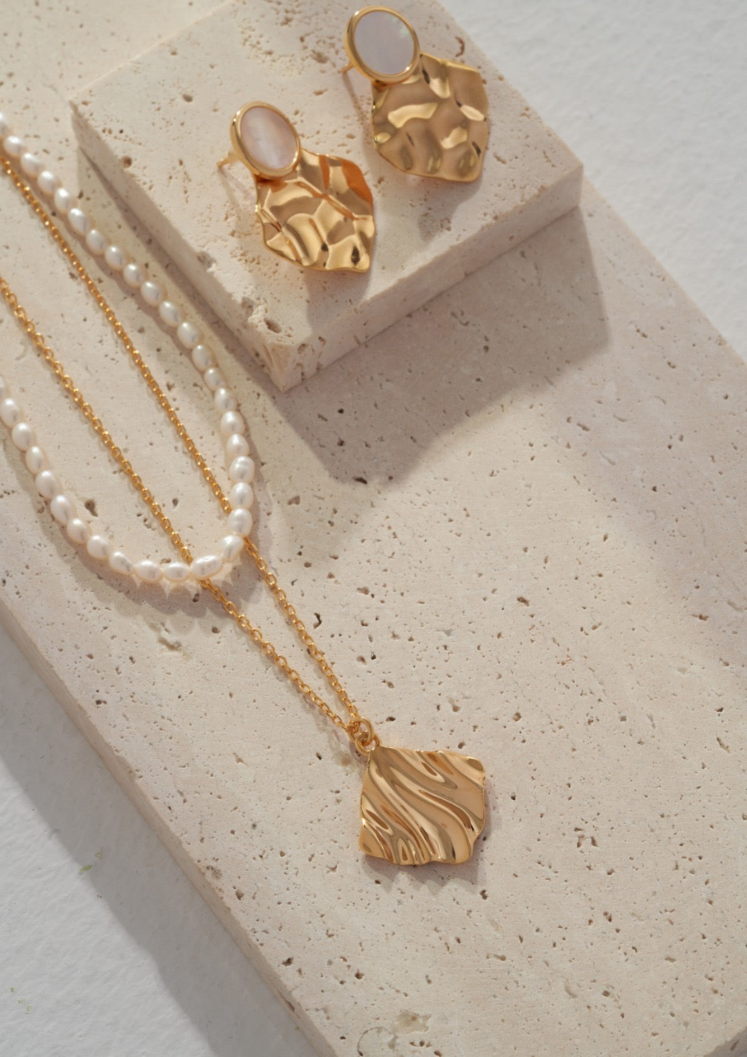 Shell pattern Square Pearl Necklace | Estincele Jewellery | Gifts for her | Necklaces