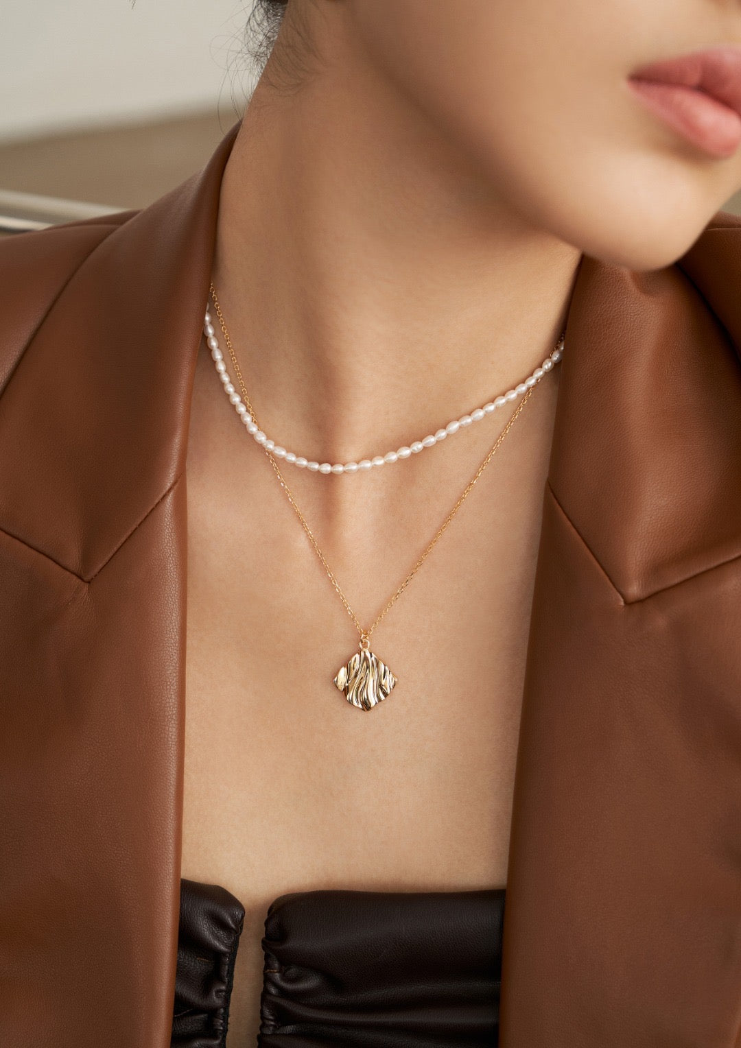 Shell pattern Square Pearl Necklace | Estincele Jewellery | Gifts for her | Necklaces
