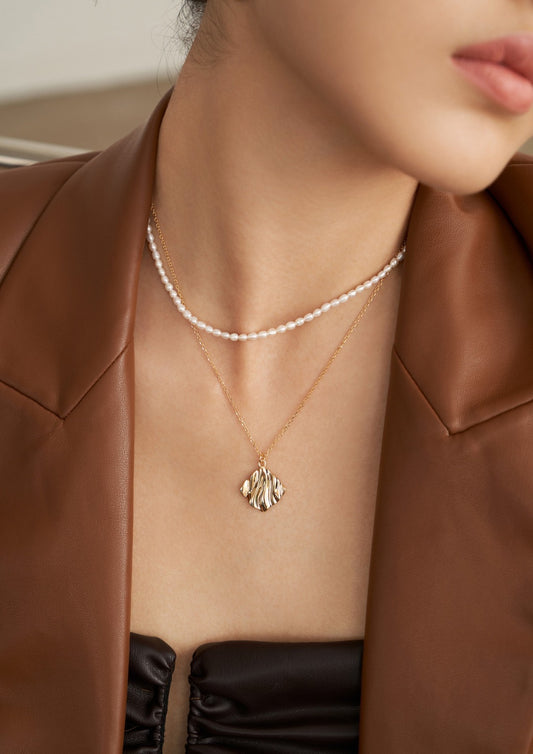 Shell pattern Square Pearl Necklace | Estincele Jewellery | Gifts for her | Necklaces