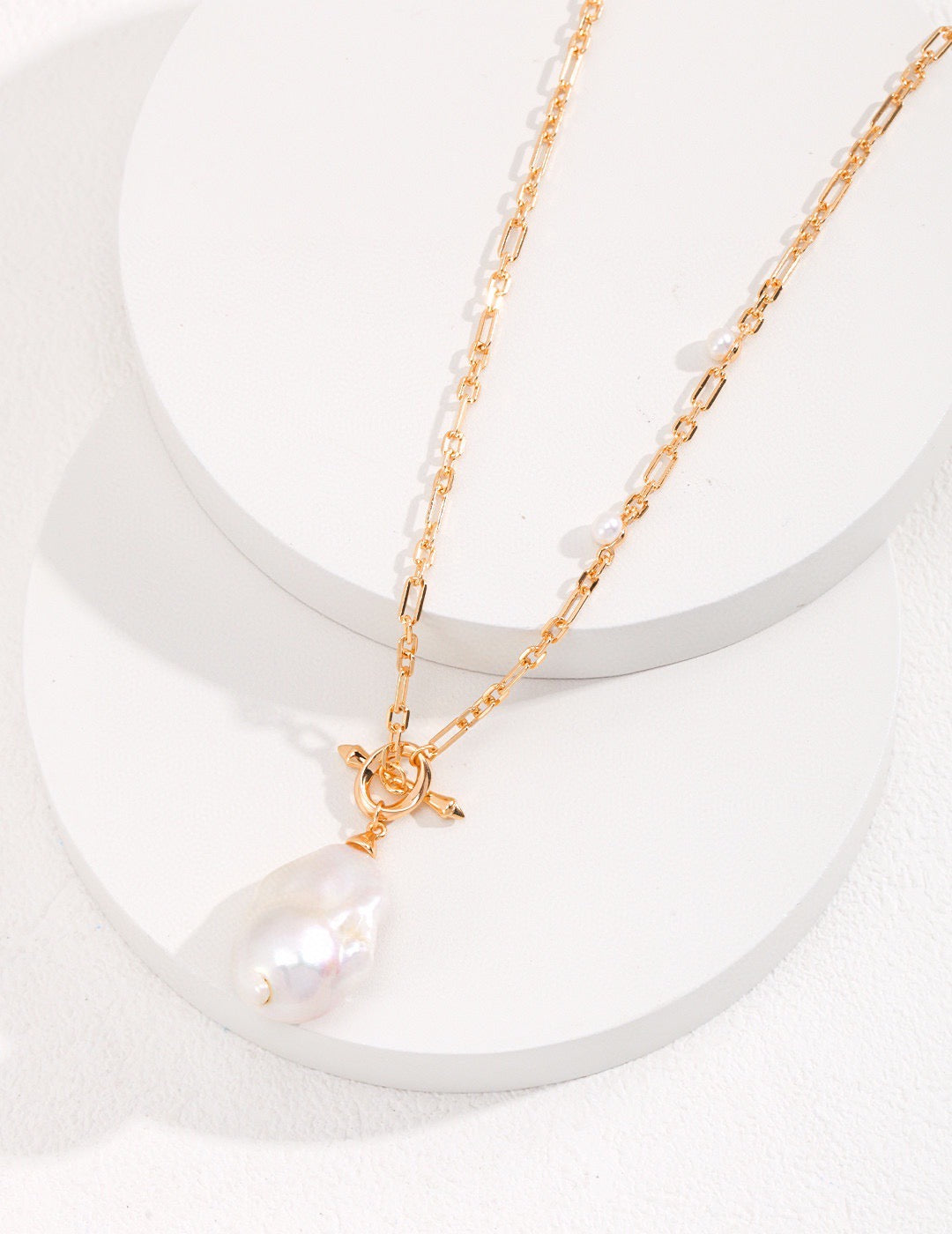 Unique Baroque Pendant Necklace | Estincele Jewellery | women's necklaces