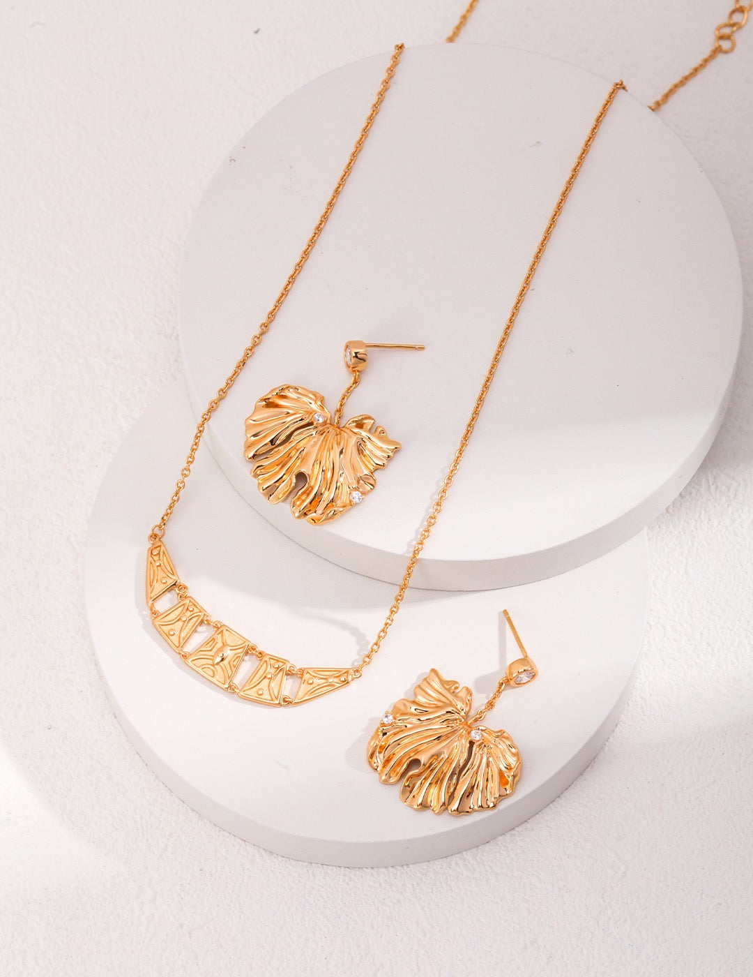 Diamond Lotus Leave Earrings | Estincele Jewellery | Women's earrings