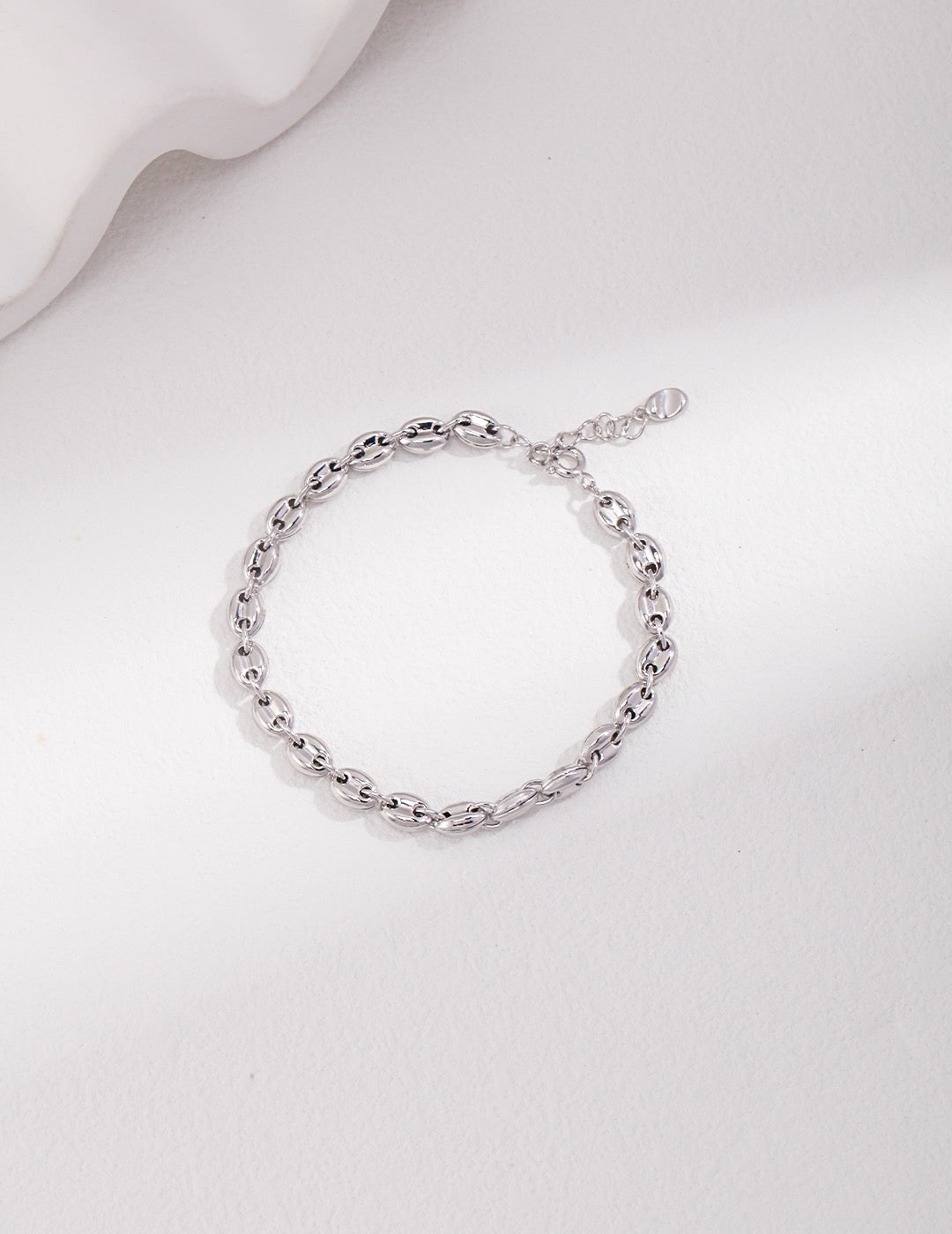 Minimalist Chain Bracelet | Estincele Jewellery | Women's bracelets | Luxury jewellery
