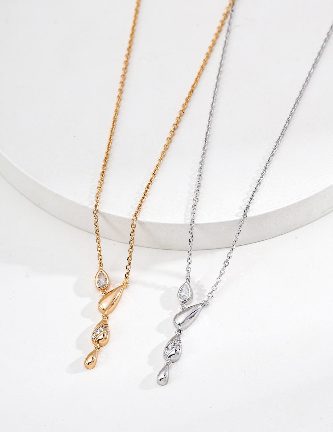 Teardrop Zircon Necklace