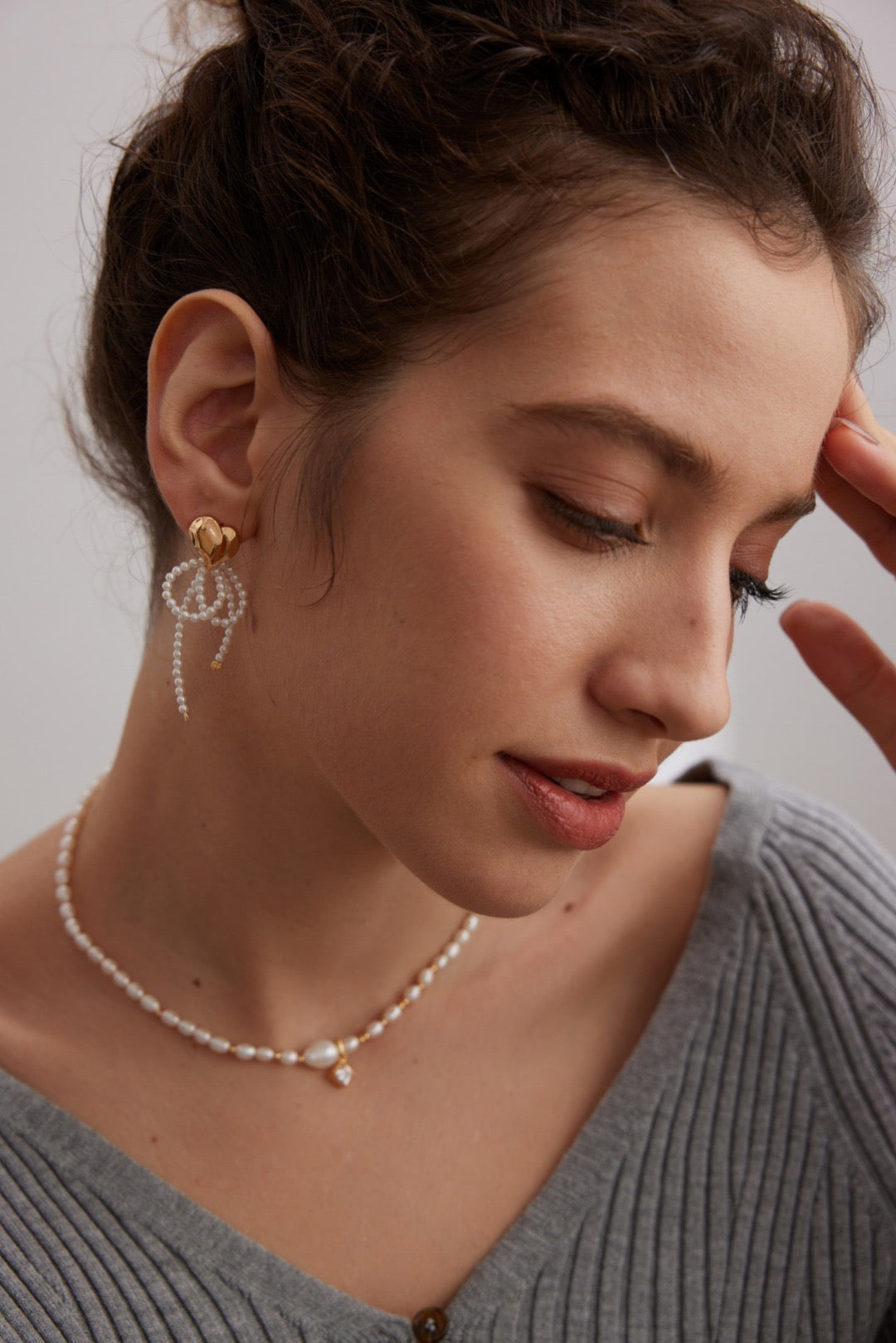 Curvy Cupid Earrings | Pearl earrings | Gold earrings | Gold jewelry | Estincele Jewellery