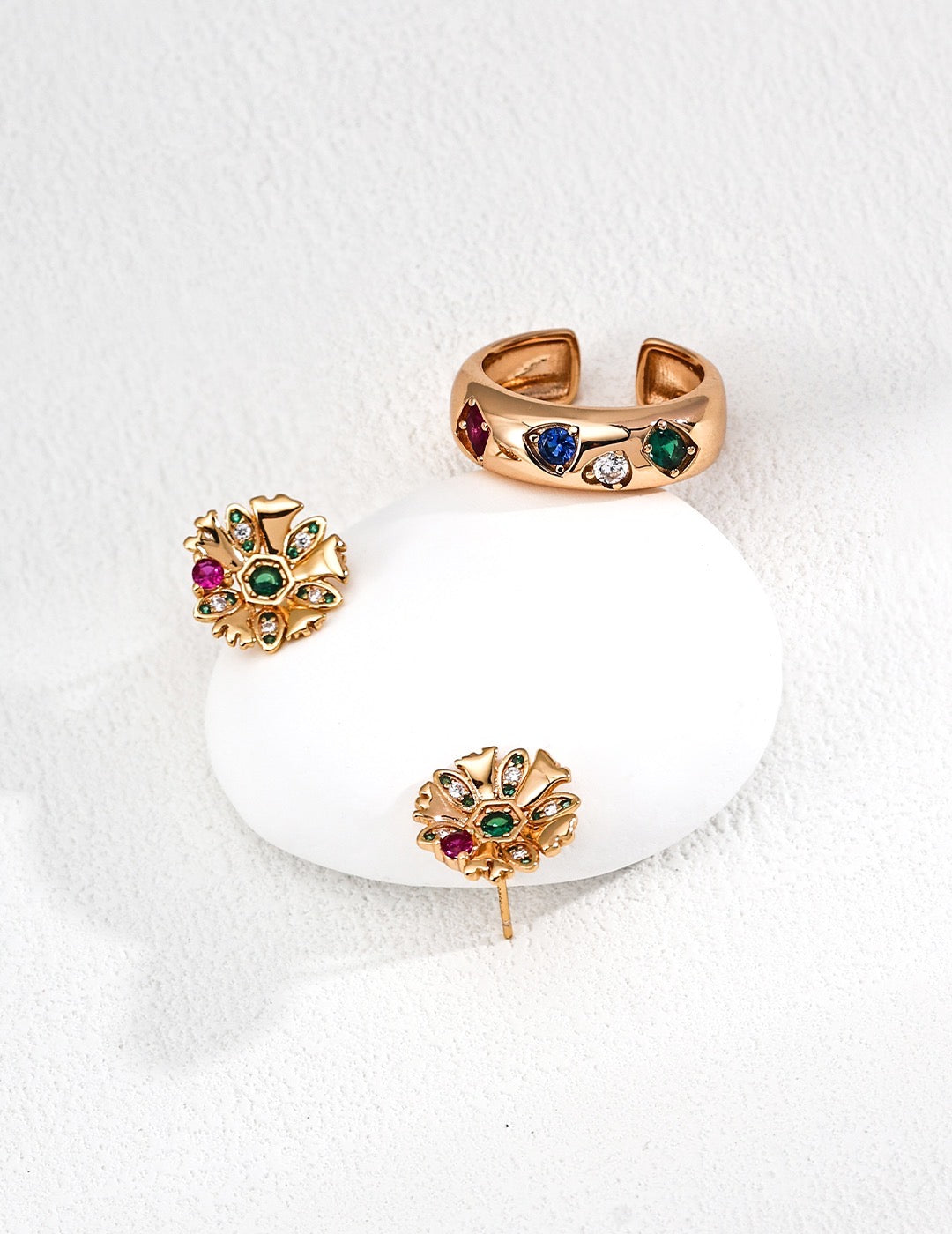 Shinny Snow Earrings