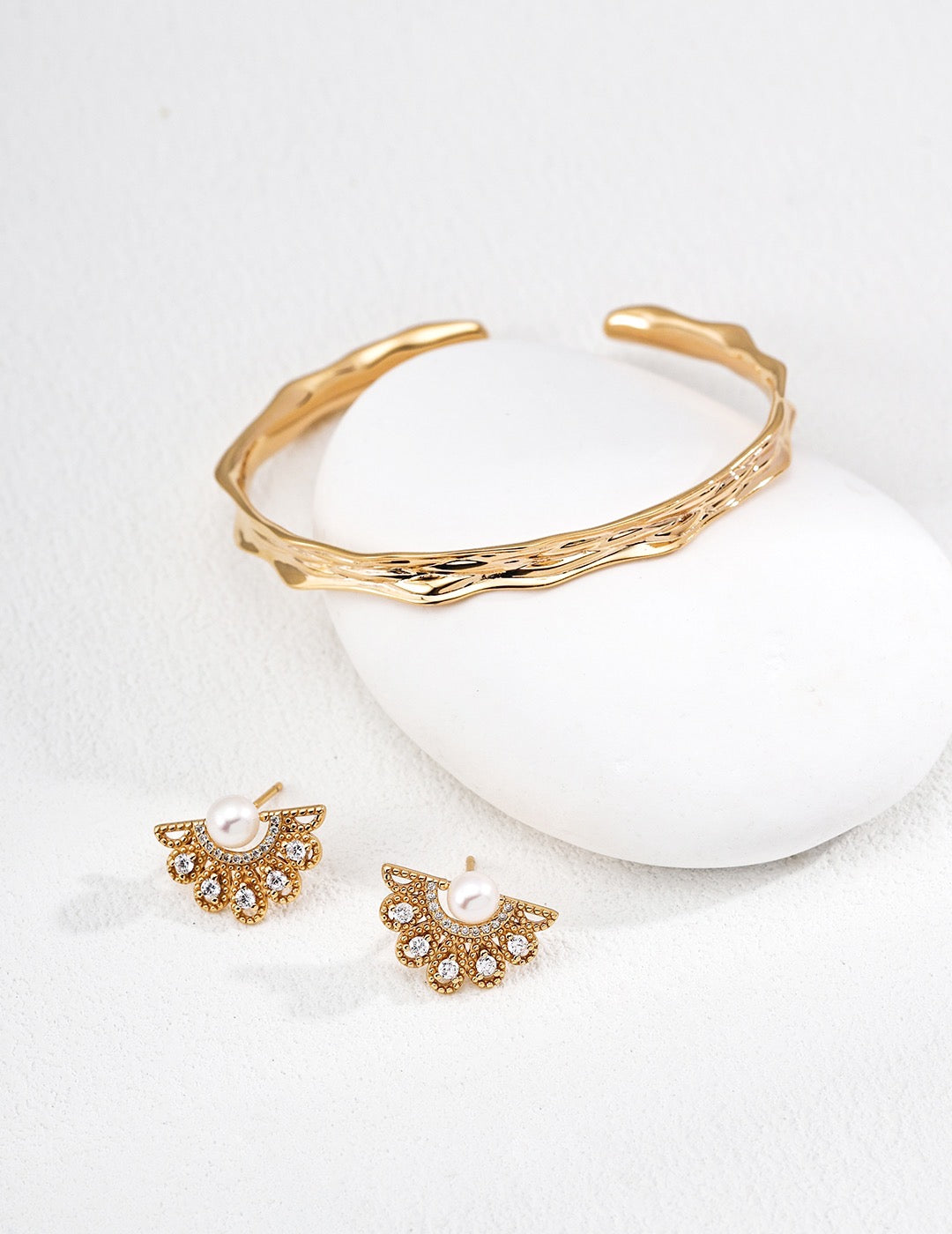 Peacock Pearl Earrings