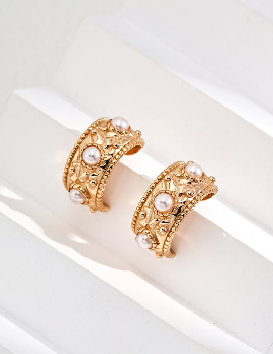 Victoria Pearl Earrings