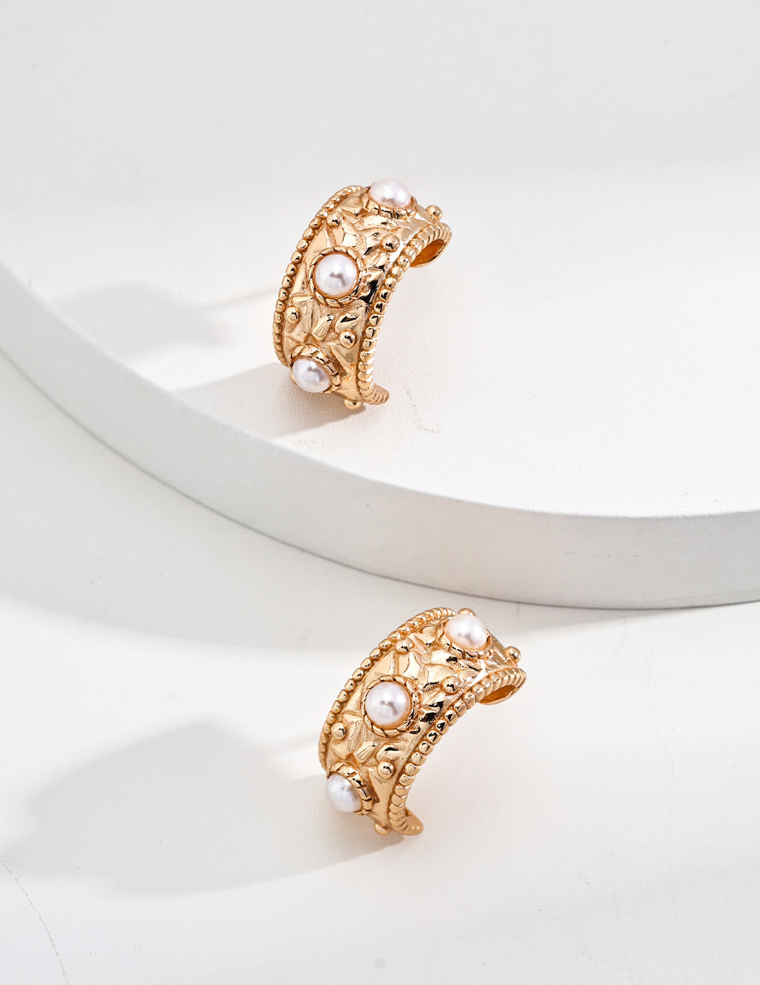 Victoria Pearl Earrings