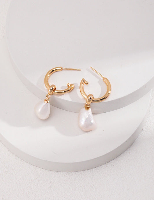 Rain Drop Baroque Pearl Earrings | Estincele Jewellery | Women's Earrings