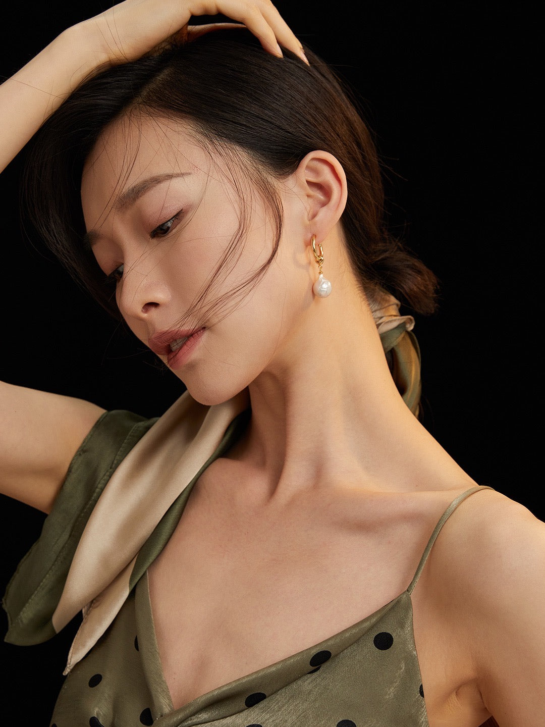 Rain Drop Baroque Pearl Earrings | Estincele Jewellery | Women's Earrings