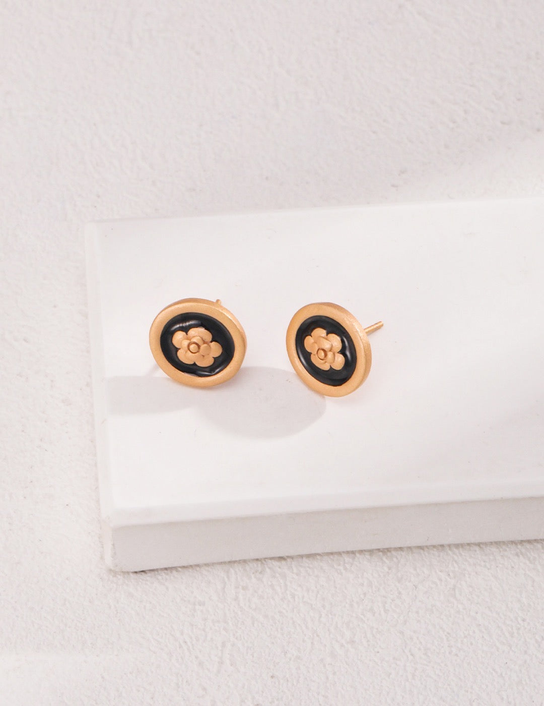 Boucles d'oreilles fleurs en or français