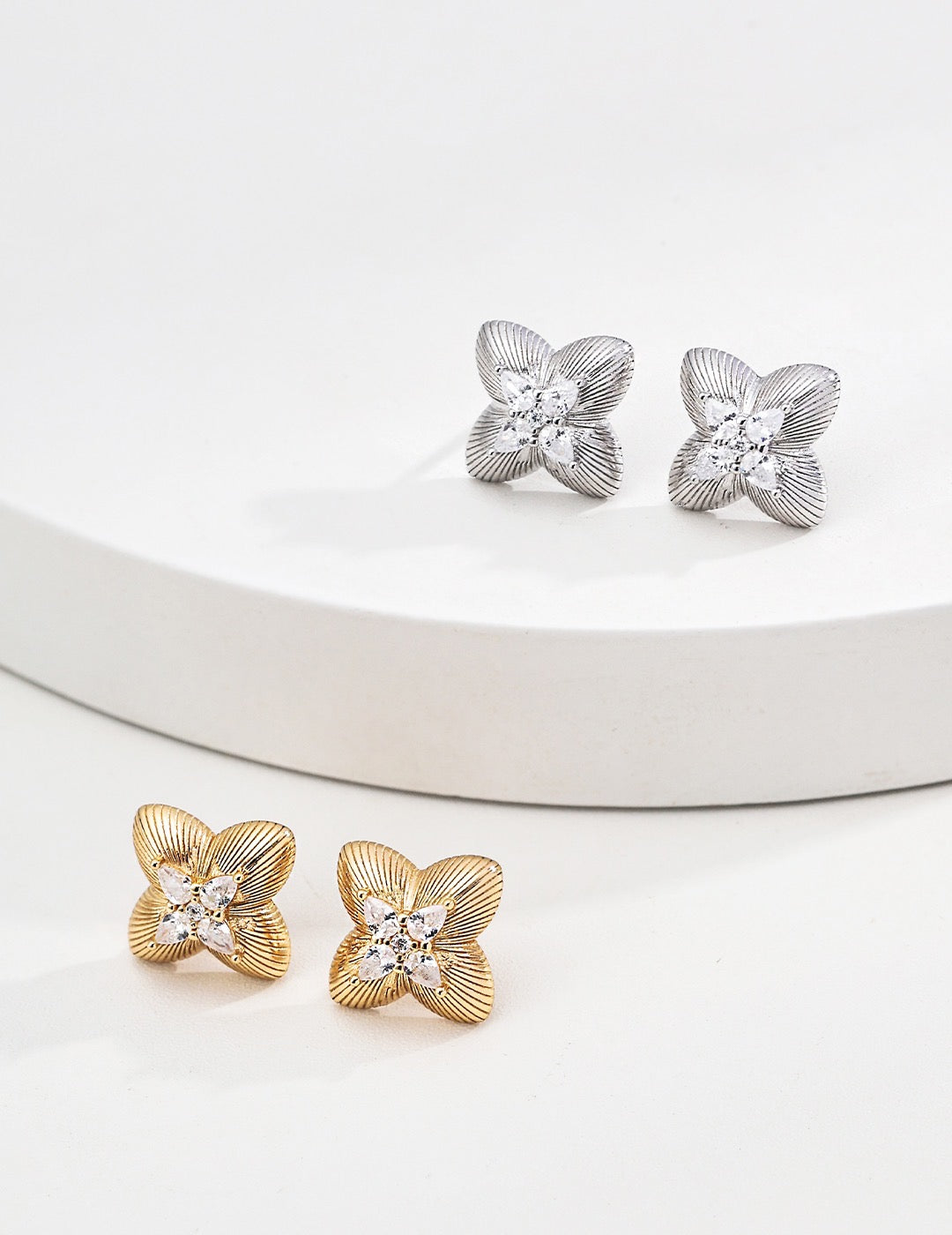 Deluxe Clover Earrings