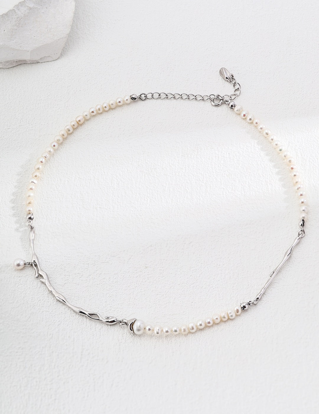Pearl Drift Necklace