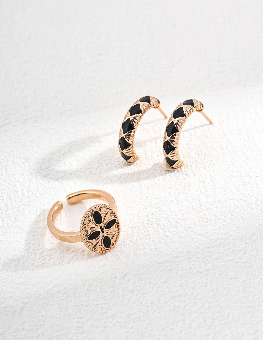 Boucles d'oreilles en losange noir