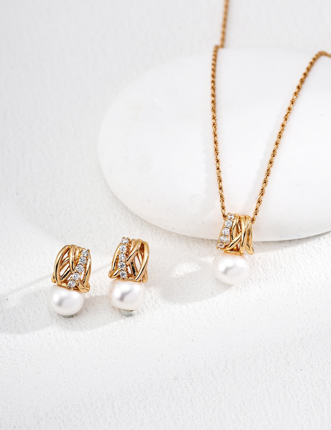 Pearl Dream Necklace