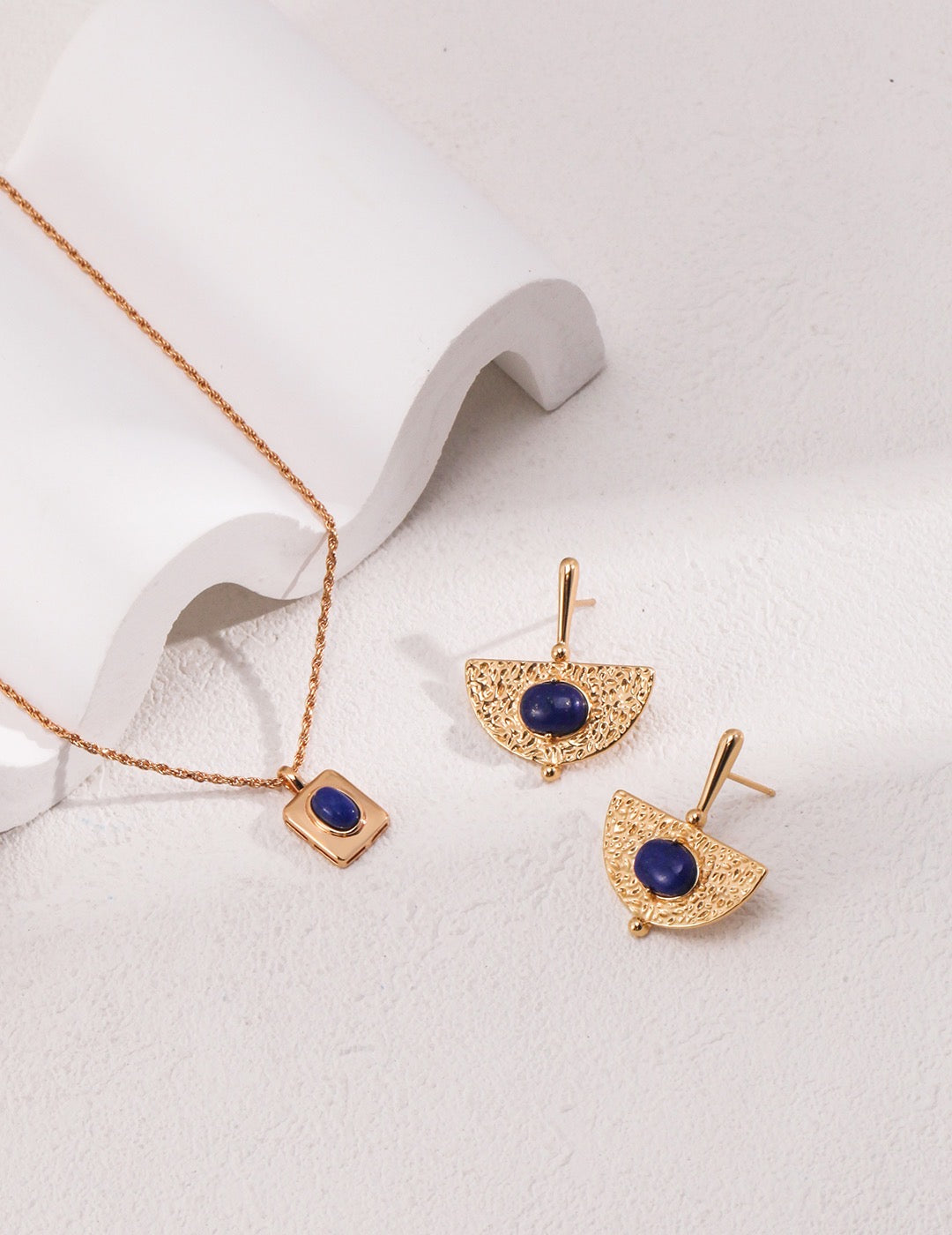 Lapis Lazuli Rectangle Necklace | Lapis Lazuli Jewellery | Lapis Lazuli necklace | gold necklace