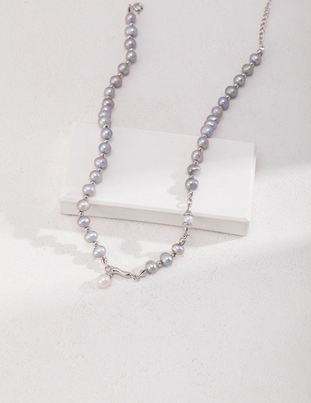 Grey Pearl Necklace | Grey Jewellery | Women's necklace | Grey pearl earrings