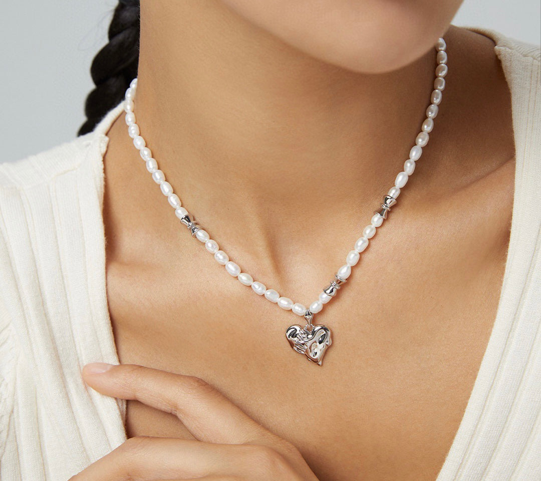 Love Sewing Necklace | Estincele Jewellery | Women's necklace