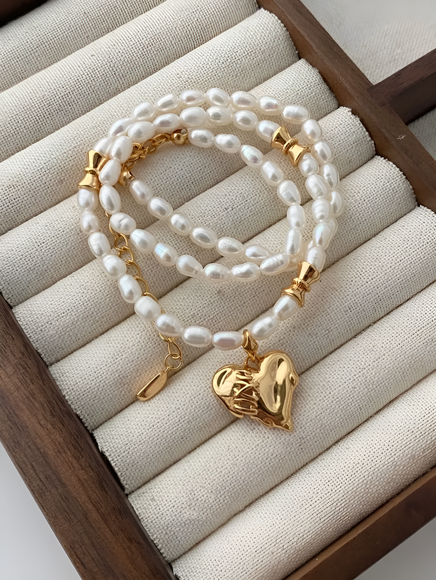Love Sewing Necklace | Estincele Jewellery | Women's necklace
