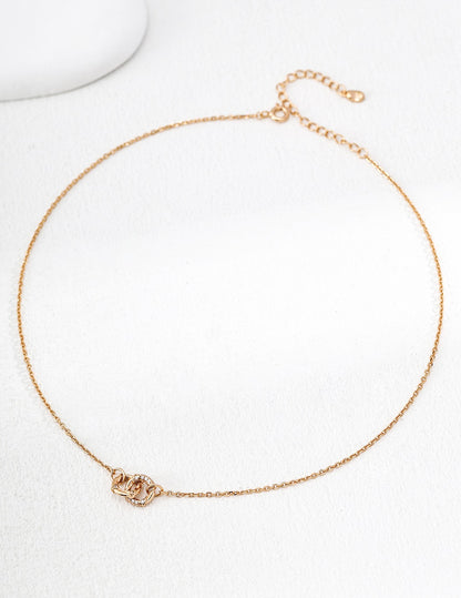 Dreamy Loop Necklace