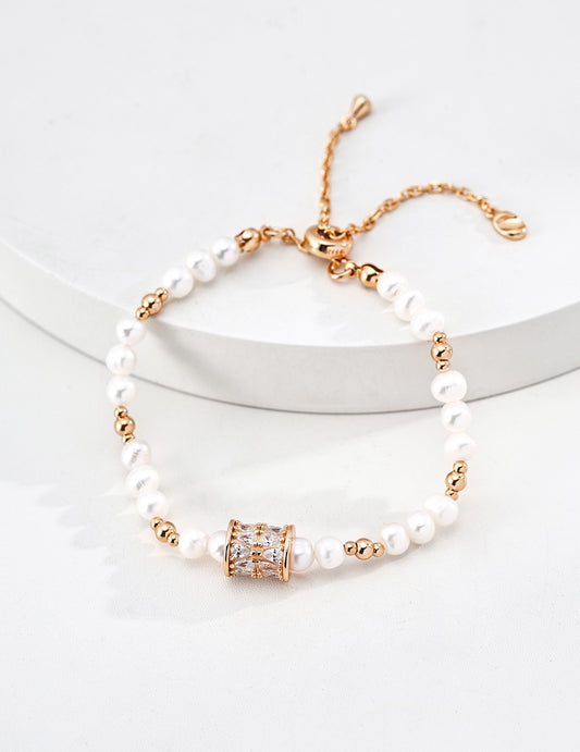 Lucky Knot Natural Pearl Bracelet