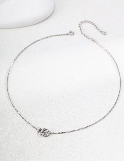 Dreamy Loop Necklace