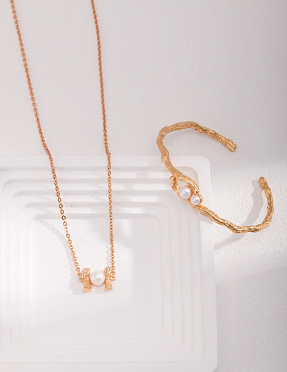 H-shaped Pearl Necklace