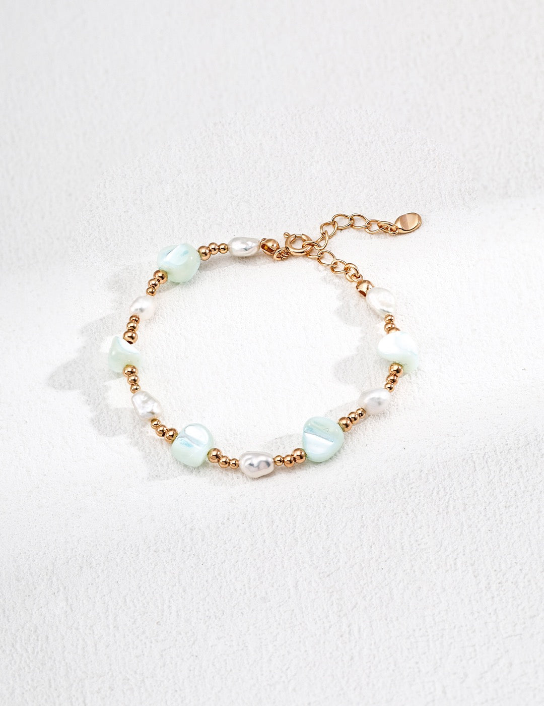 Green Seashell Pearl Bracelet