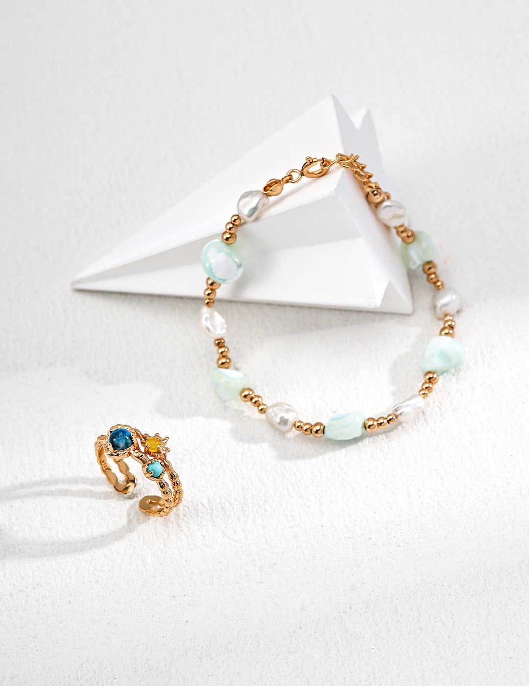 Green Seashell Pearl Bracelet