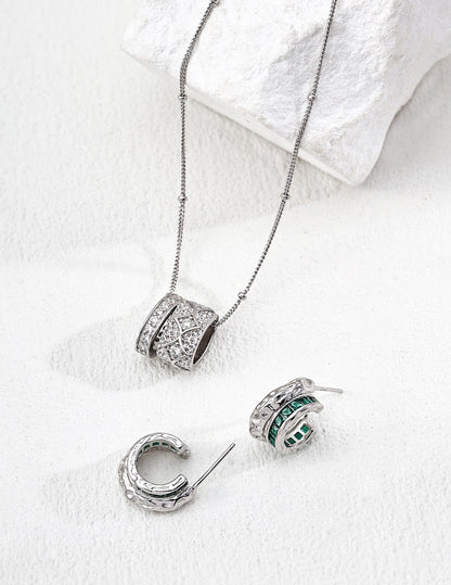 Vintage Loop Necklace