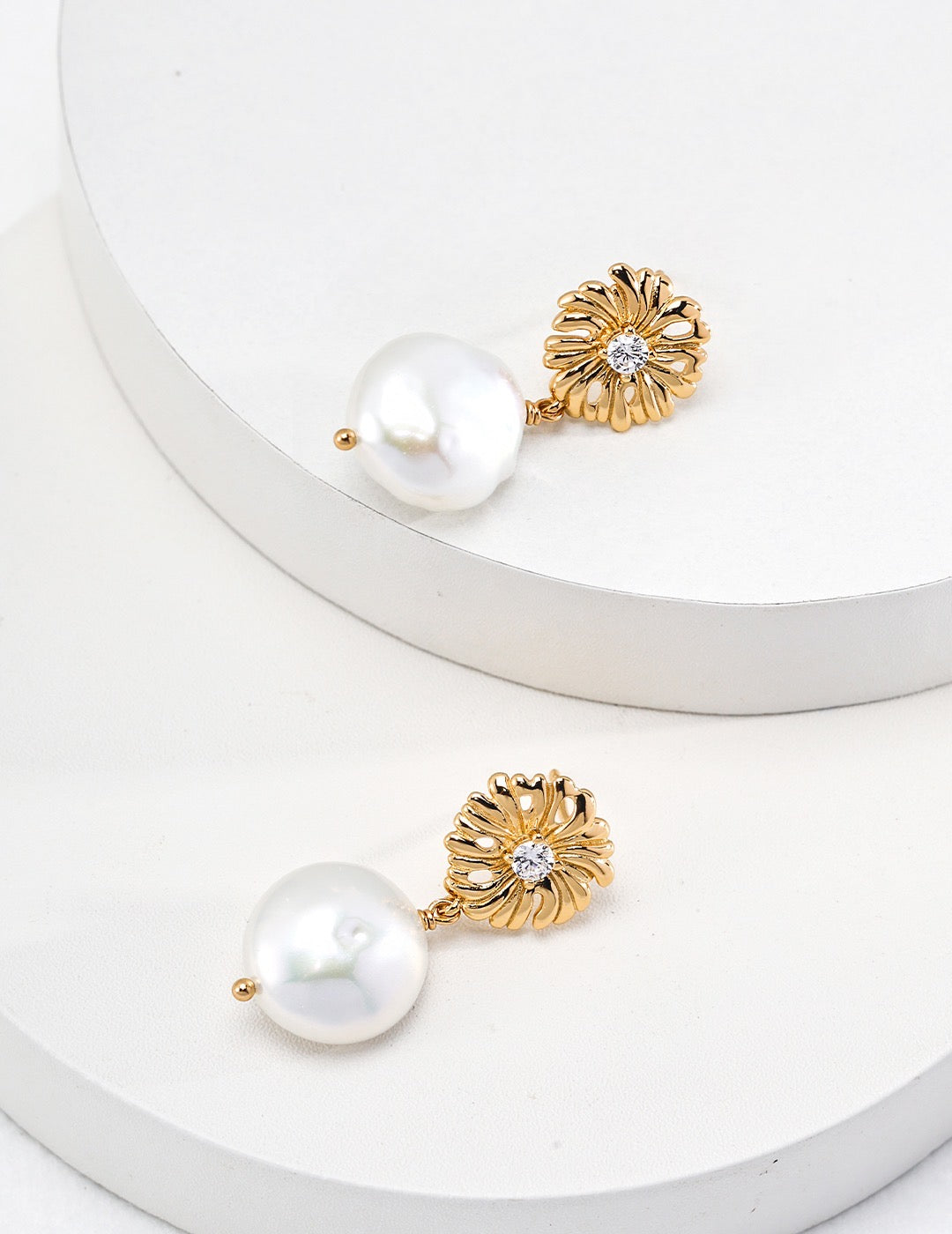 Pearl earrings | Pearl drop earrings | Pearl jewelry | Rapunzel Pearl Drop Earrings | Estincele Jewellery