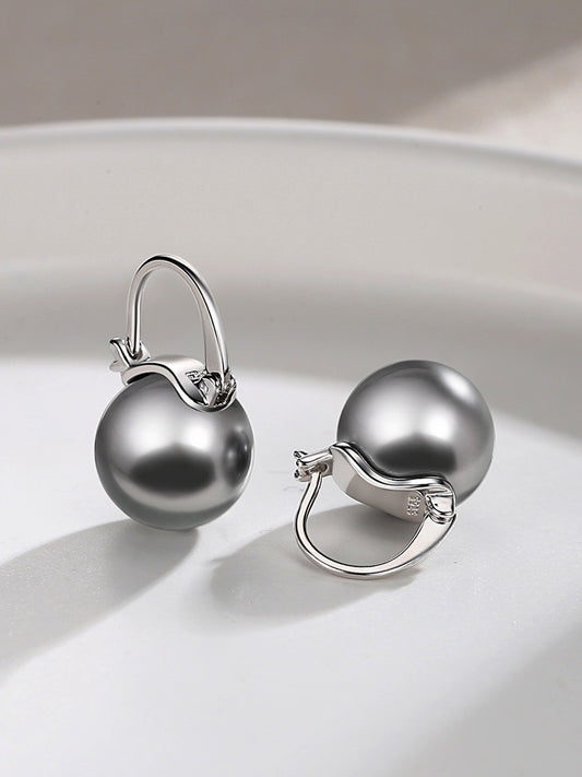 Grey pearl earrings | real pearls | grey earrings