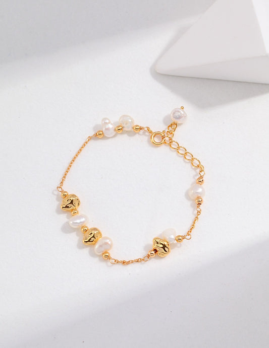 Minimalist Pearl Bracelet