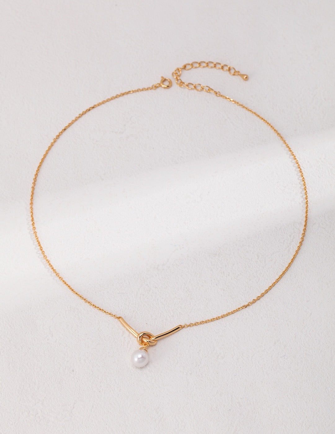 Classique Pearl Knot Necklace