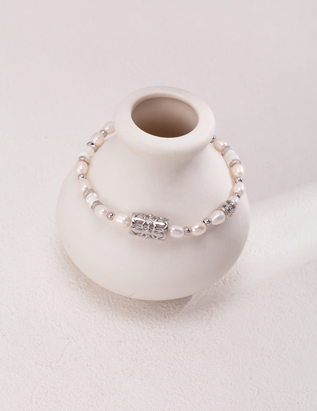 Classique Hyacinthus Pearl Bracelet | Estincele Bracelet | Pearl Bracelets | Gifts for her | silver bracelet