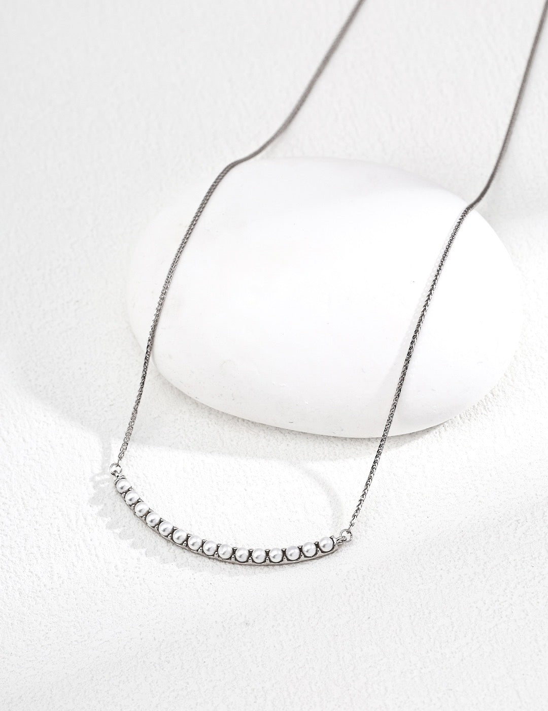 Sparkling Pearl Necklace