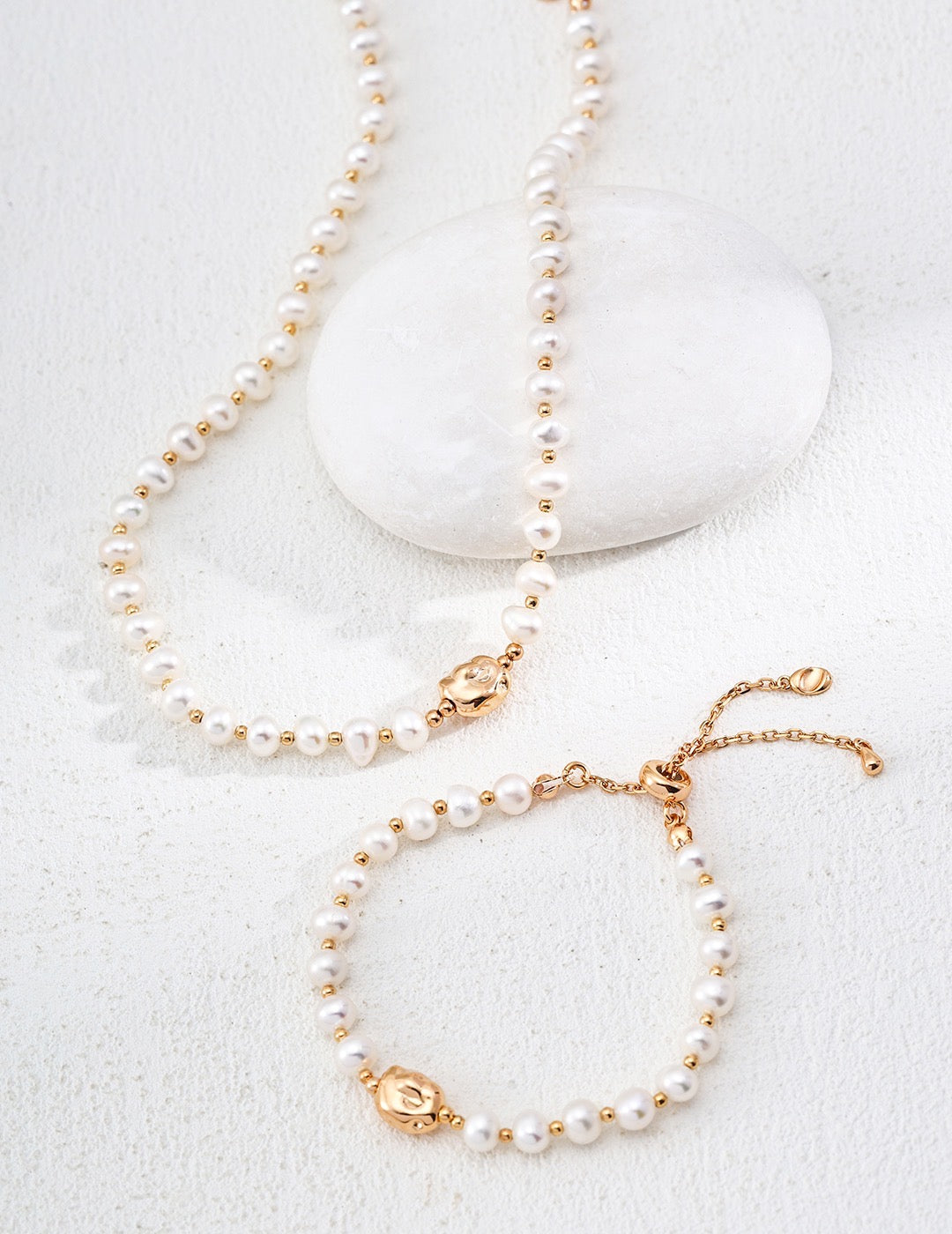 Pearl Stone Bracelet