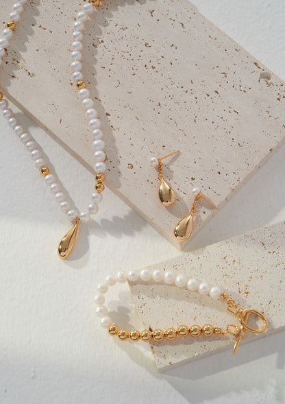 Golden Drop Pearl Necklace | Estincele Jewellery | Women's necklaces | Pearl Necklaces