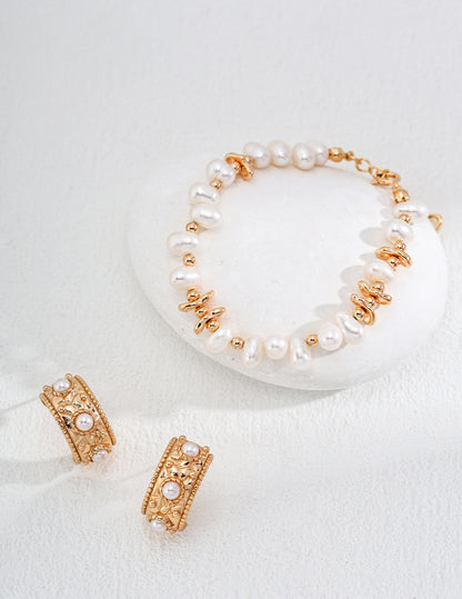 Victoria Pearl Earrings